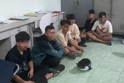 Bắt nhanh băng cướp nhí dùng hung khí tấn công người đi đường