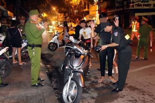 Làm rõ 2 nhóm thanh niên rủ nhau 'diễu hành', gây rối tại Đà Nẵng