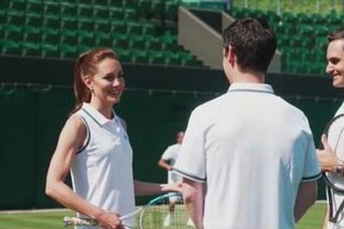 Công nương xứ Wales đấu giao hữu với Roger Federer