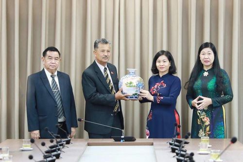 Hợp tác trong công tác Mặt trận Hà Nội - Viêng Chăn mang đến lợi ích thiết thực cho hai bên