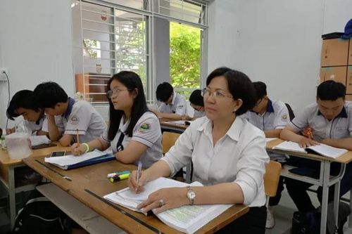 Những thí sinh siêu đặc biệt tham gia kỳ thi tốt nghiệp THPT năm 2023
