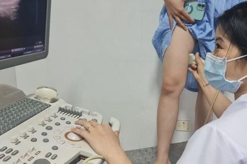 Bệnh viện Nội tiết Nghệ An điều trị hiệu quả bệnh Suy tĩnh mạch mạn tính chi dưới