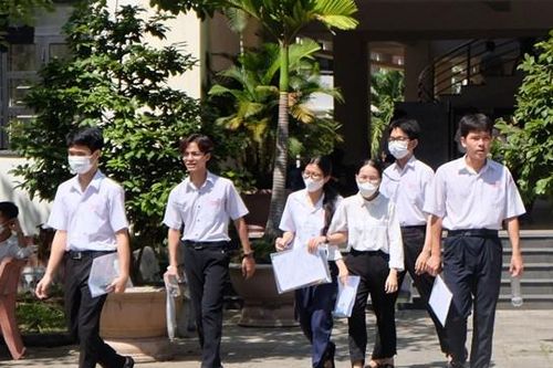 Quảng Nam: Một thí sinh vi phạm quy chế thi vì mang điện thoại vào phòng thi