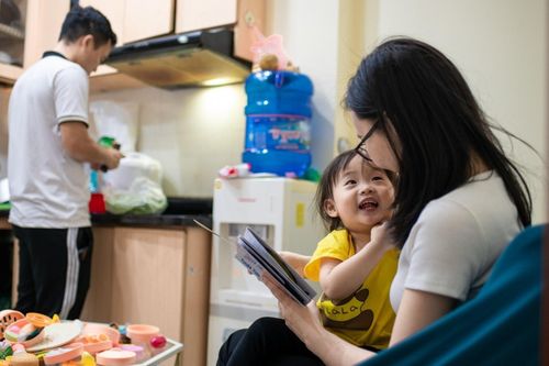 Cha mẹ và con cái dành bao nhiêu thời gian cho nhau
