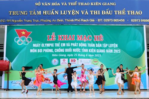 Xây dựng môi trường sống an toàn, thân thiện, lành mạnh cho trẻ em