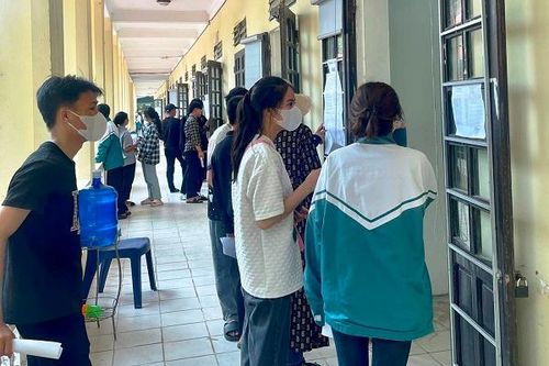 Những thí sinh 'đặc biệt' tại Nghệ An, Hà Tĩnh
