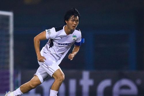 Tuấn Anh chấn thương nghiêm trọng khiến HAGL lo lắng, người hâm mộ xót xa