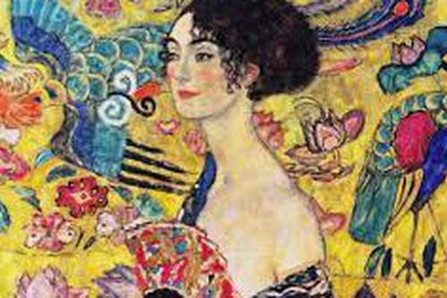 'Lady with a Fan' của Klimt đạt giá hơn 100 triệu USD trong phiên đấu giá của Sotheby's