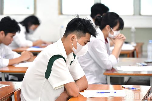 Đề thi chính thức môn Ngữ văn kỳ thi tốt nghiệp Trung học phổ thông 2023