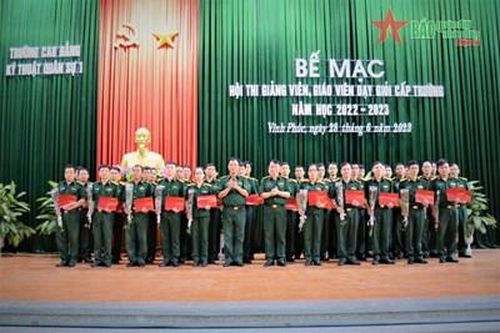 Trường Cao đẳng Kỹ thuật quân sự 1 chú trọng bồi dưỡng đội ngũ giảng viên giỏi