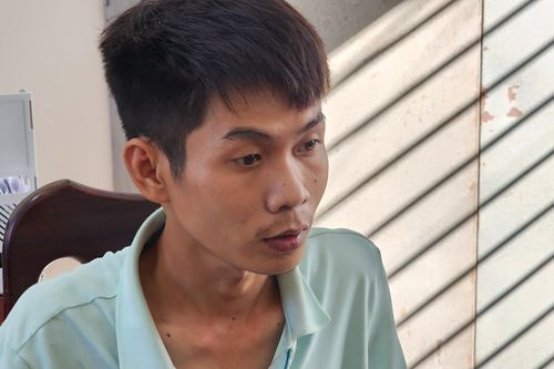 Dùng ná cao su bắn bể kính ôtô để trộm tài sản rồi đòi tiền chuộc