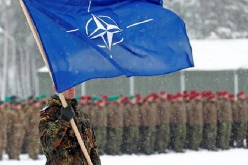 NATO củng cố sườn Đông