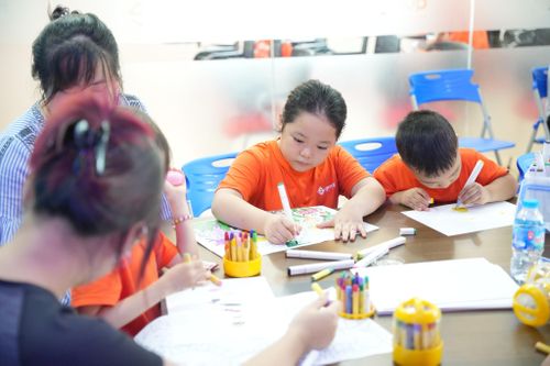 Giúp trẻ thêm giỏi tiếng Anh và kĩ năng tính toán trong dịp hè