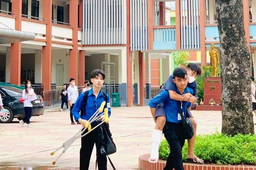 Những thí sinh 'đặc biệt' trong mùa thi tốt nghiệp 2023