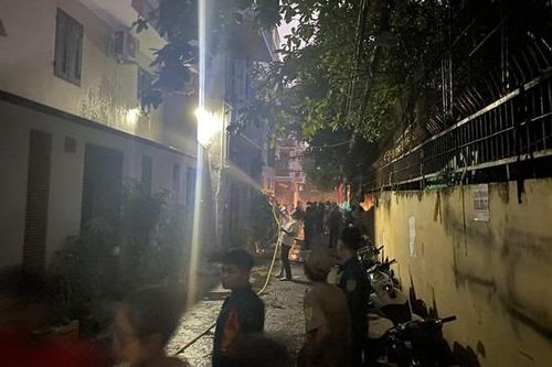 Bản tin 8H: Danh tính hai người tử vong trong vụ cháy nhà 3 tầng ở TPHCM
