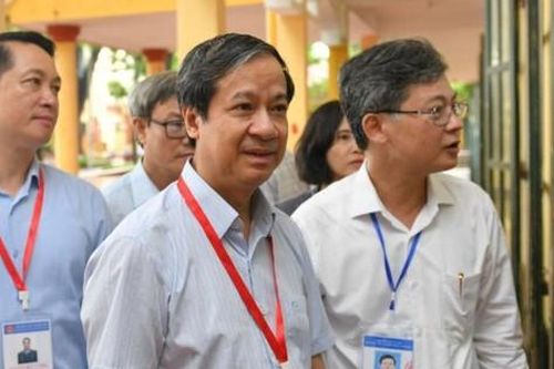 Liên tục nghi lọt đề, Bộ trưởng Nguyễn Kim Sơn chỉ đạo khẩn