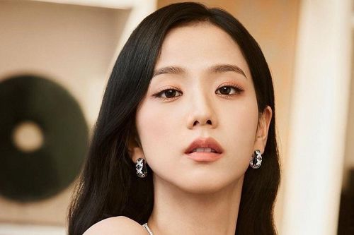 Các bạn trai tin đồn của chị cả giàu nhất BlackPink