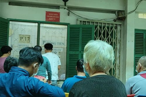 Rùm beng khi người tâm thần gây bạo lực nhưng im lặng khi họ bị đánh