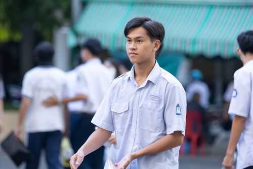 Đáp án tham khảo môn Toán thi tốt nghiệp THPT 2023