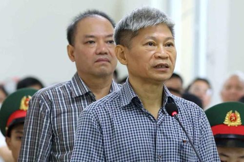 Cựu Tư lệnh Cảnh sát biển ân hận về 'giây phút không giữ được mình'