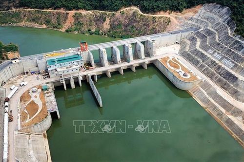 Sửa yêu cầu về năng lực của tổ chức, cá nhân khai thác đập, hồ chứa nước