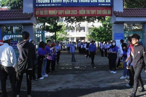 Đắk Lắk: Hơn hơn 1.000 tình nguyện viên tham gia tiếp sức mùa thi