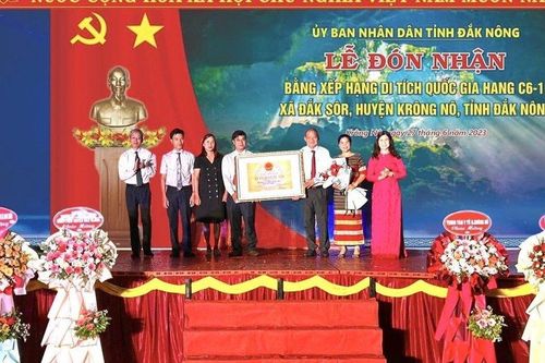 Di tích khảo cổ trong hang động núi lửa được xếp hạng Di tích Quốc gia