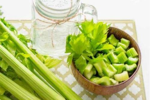 Những lưu ý khi ăn cần tây tránh gây hại bạn nên biết