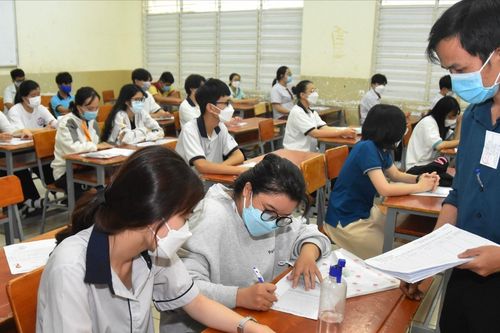 Đã tìm ra thí sinh làm lộ đề thi Ngữ văn tốt nghiệp THPT 2023, nghi vấn lộ đề thi Toán