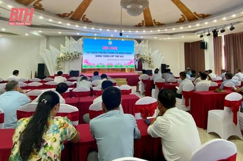 Tập huấn truyền thông về nông nghiệp nông thôn cho hơn 100 cán bộ hội, chủ trang trại, doanh nghiệp