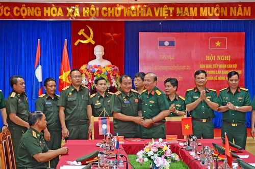 Tập huấn về kiến thức nông nghiệp cho 50 cán bộ Bộ Quốc phòng Lào