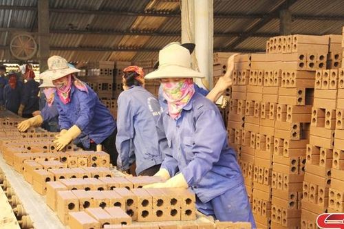 Bảo đảm an toàn vệ sinh lao động cho công nhân