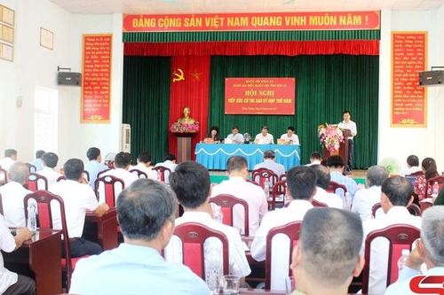 Đoàn đại biểu Quốc hội tỉnh tiếp xúc cử tri xã Chiềng Khương