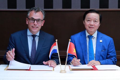 Việt Nam đề nghị Hà Lan hỗ trợ chuyển đổi xanh