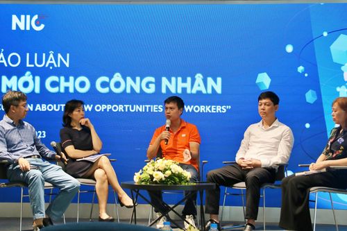 Lối đi mới cho công nhân thất nghiệp bằng đào tạo kỹ năng số