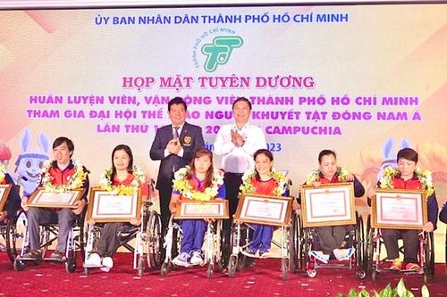 Thành phố Hồ Chí Minh: Tuyên dương huấn luyện viên, vận động viên dự ASEAN Para Games 12