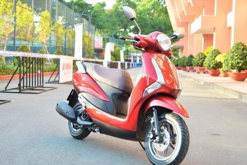 Xe ga giá dưới 40 triệu dành cho chị em vừa đẹp, vừa chất: Honda Lead , Vision bị đe dọa