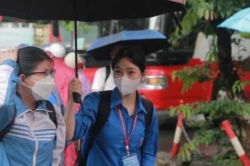 Đề thi chính thức môn Ngữ văn tốt nghiệp THPT năm 2023 vào 'Vợ nhặt'