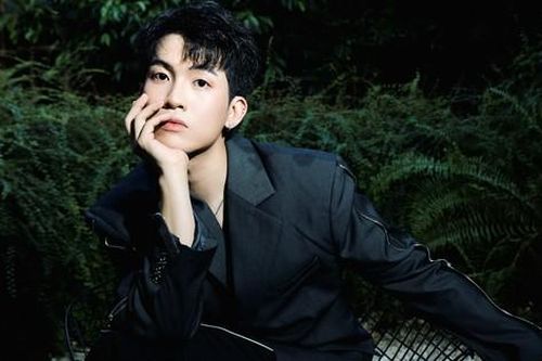 Phản ứng 'gây choáng' của 'hit maker' Mew Amazing khi bị Trung Quân Idol, Myra Trần 'bóc phốt'