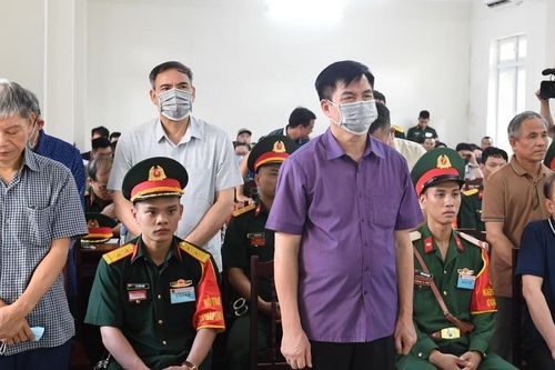 Tuyên án các cựu tướng lĩnh cảnh sát biển về tội tham ô
