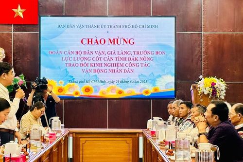 Trao đổi kinh nghiệm, nâng cao chất lượng và hiệu quả công tác vận động nhân dân