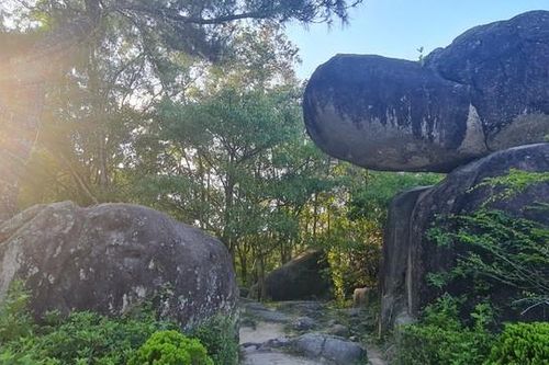 Về Sầm Sơn, nghe những câu chuyện huyền thoại bên hòn Trống Mái