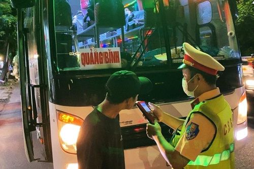 Đà Nẵng: Phát hiện tài xế dương tính với ma túy khi đang chở 19 hành khách