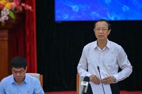 Họp báo kết thúc thi tốt nghiệp THPT: Nóng xử lý lọt đề Toán, Văn