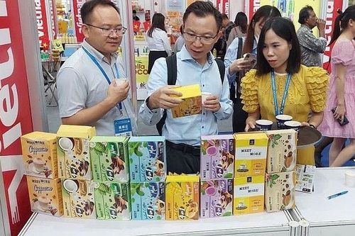 Cộng đồng người Việt góp phần đưa hàng Việt Nam ra nước ngoài