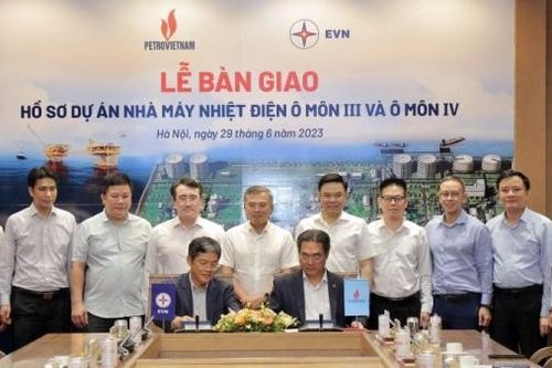 Petrovietnam tiếp nhận bàn giao hồ sơ Dự án Nhà máy Nhiệt điện Ô Môn III và Ô Môn IV