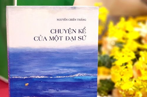 'Chuyện kể của một đại sứ'