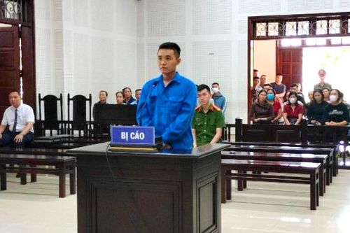 Dùng súng tự chế bắn hàng xóm, nam thanh niên lãnh án 11 năm tù