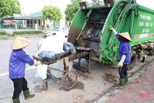 Giải 'bài toán khó' về xử lý rác thải ở thị trấn Phố Châu