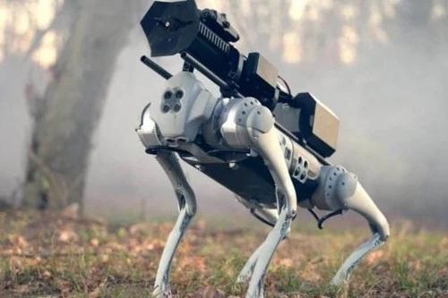 Thermonator - Chó robot phun lửa đầu tiên trên thế giới